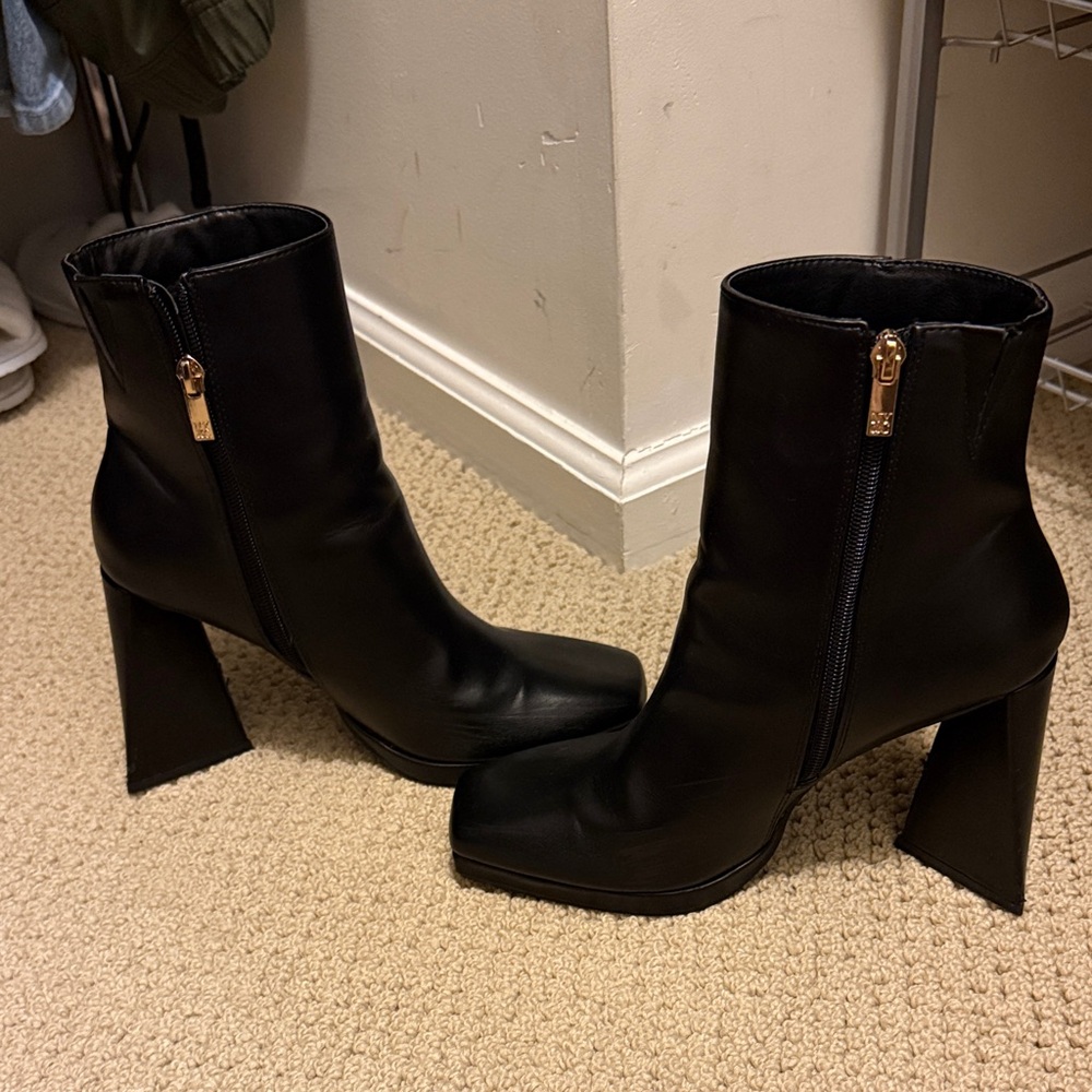New York & Company Black Heeled Boots